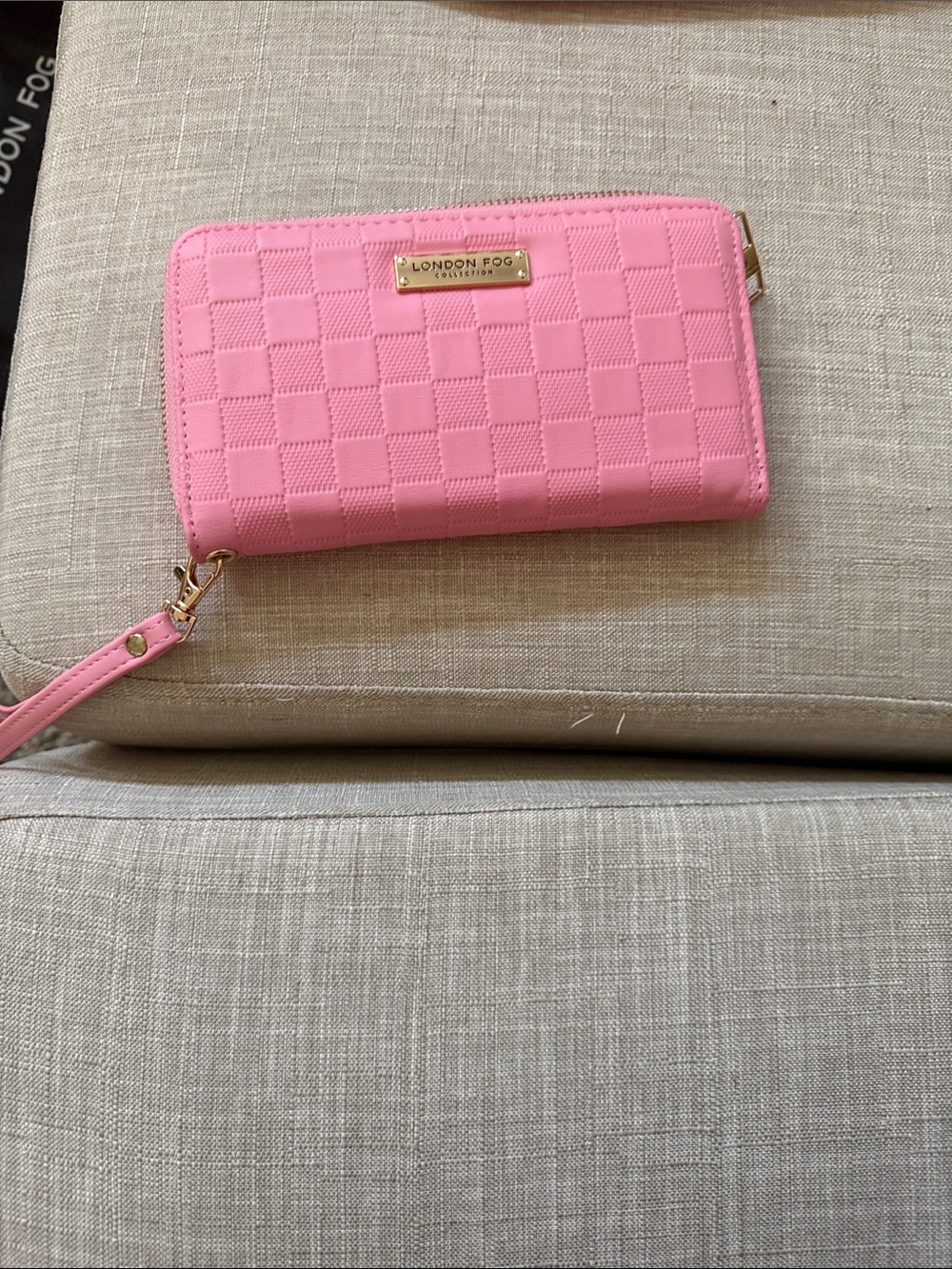 London Fog Pink Quilted Wristlet Clutch with Gold Hardware